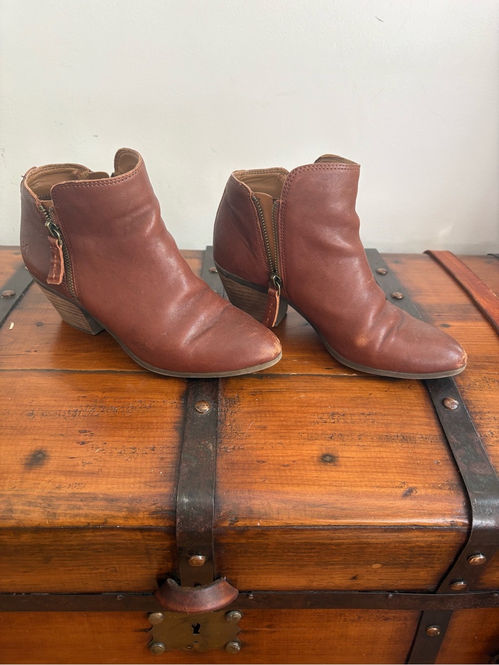 Frye Russet Brown Leather Ankle Booties with Side Zip